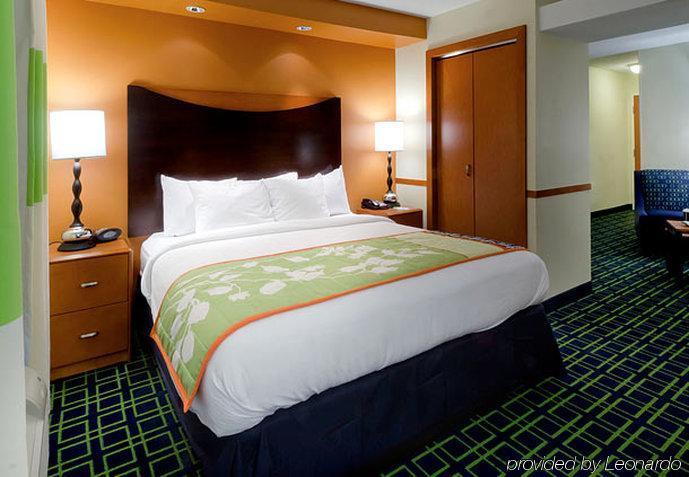 Fairfield Inn & Suites By Marriott Matthews Charlotte Szoba fotó