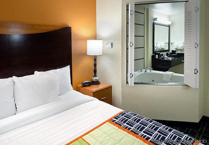 Fairfield Inn & Suites By Marriott Matthews Charlotte Szoba fotó